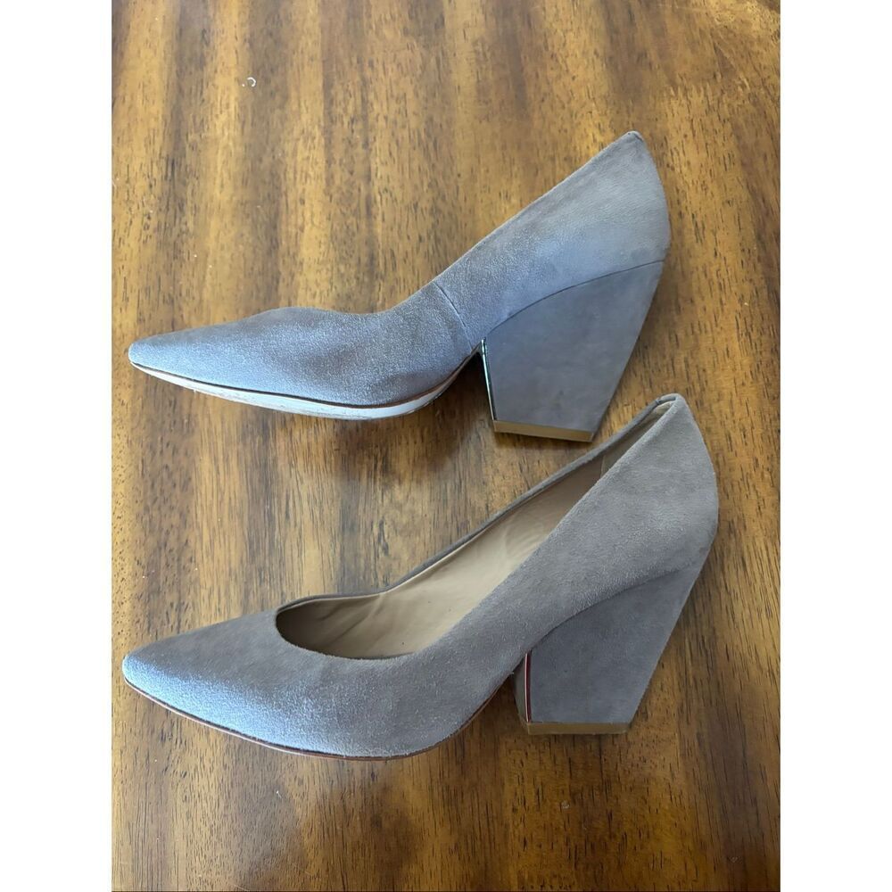 Heels  - Picture 6 of 8